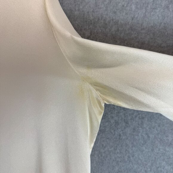 St. John Ivory Silk Button-Up Blouse Size 14 Long Sleeves Gold Buttons FLAWED - Picture 13 of 16
